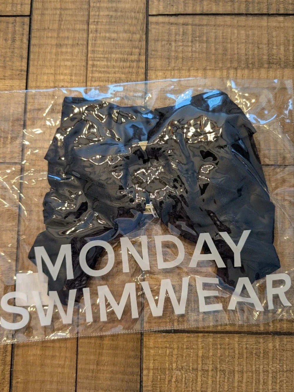 Monday Swimwear Bronte Top - M